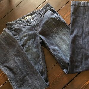 Perfect !it Dark wash jeans